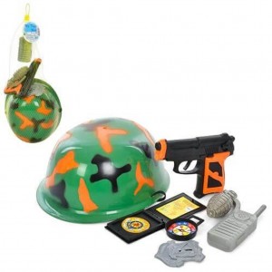 Дитячий набір амуніції A-Toys 2303 7 предметів, каска, пістолет, рація, жетон, в сітці
